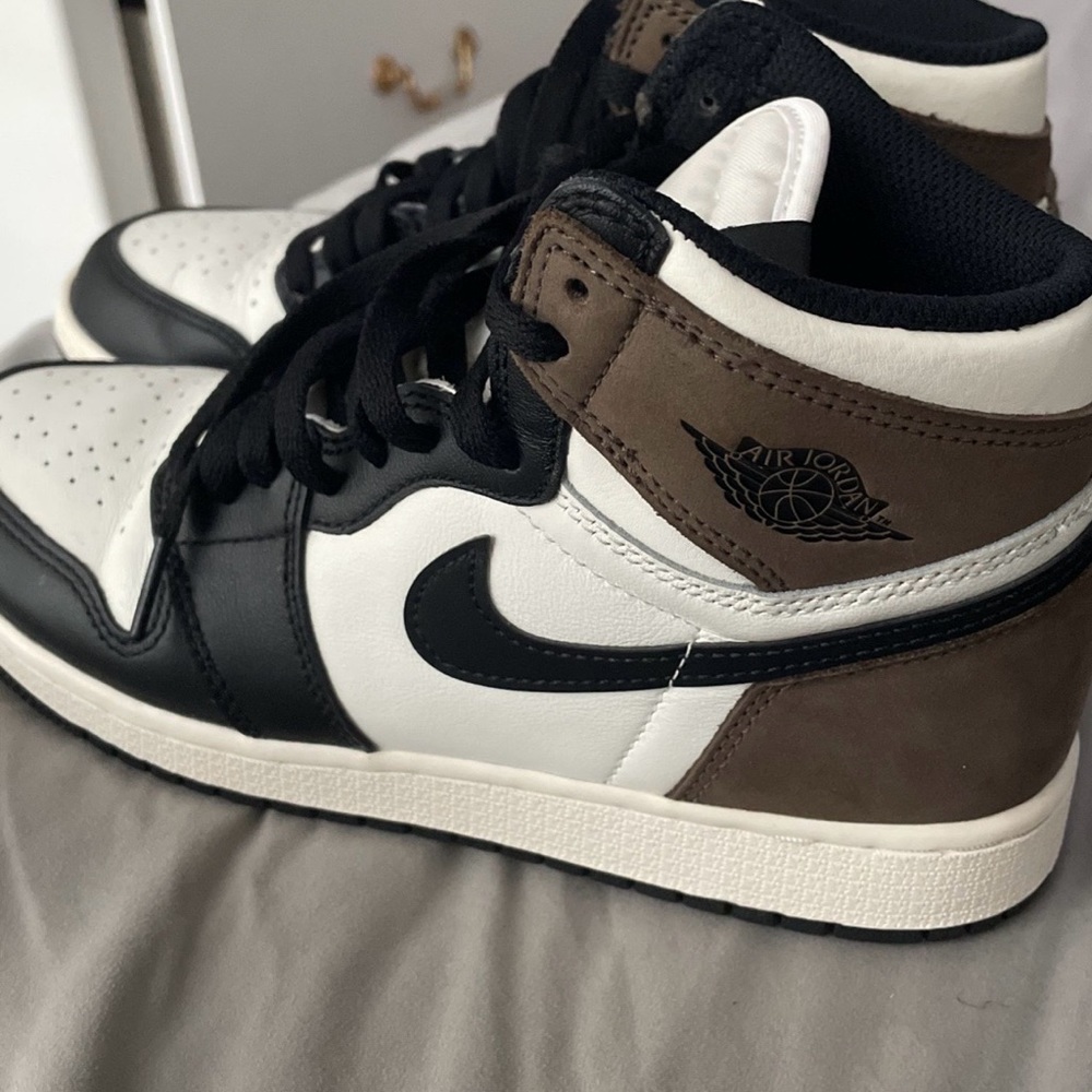 jordan 1 retro high dark mocha